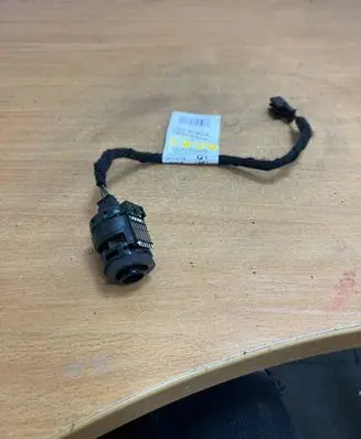 Mercedes-Benz E C207 W207 Interior temperature sensor A2045409806 F6156