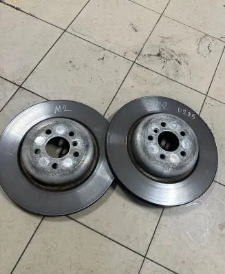 BMW X6 G06 Rear brake disc 6880080