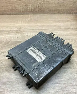 Renault Laguna I Engine control unit/module ECU 8200059878 0281001995