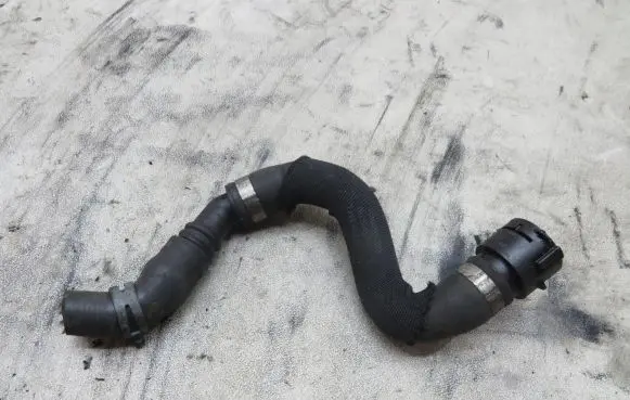 Audi A8 S8 D4 4H Engine coolant pipe/hose 4H0122293C