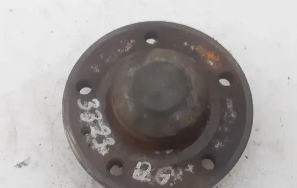 Volvo S70 V70 V70 XC Rear wheel hub 9200623 9200498