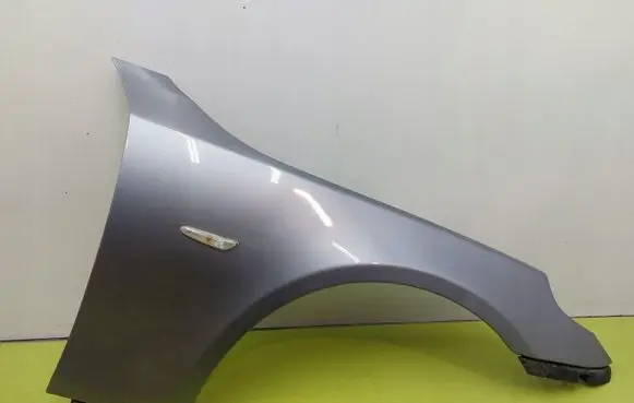 BMW 5 E60 E61 Fender SILBERGRAUMETALLIC