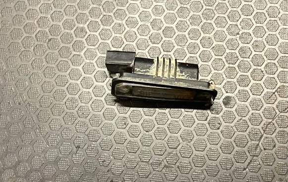Volkswagen Golf VI Number plate light 1J6943021B E200002