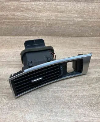 Audi A6 S6 C6 4F Dashboard side air vent grill/cover trim 4F1820901D