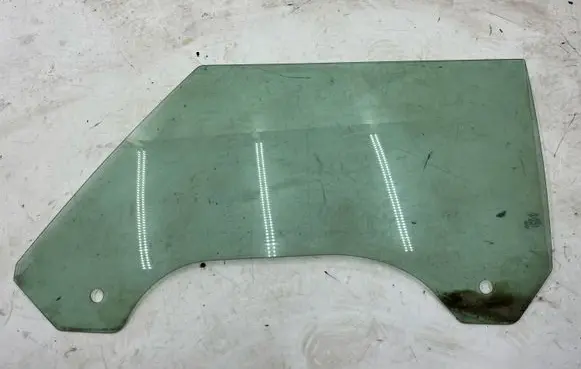 Mini One - Cooper Coupe R56 Front door window glass four-door 43R001025