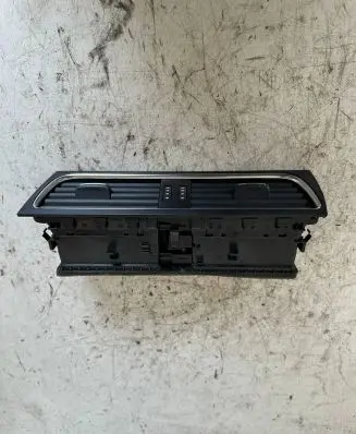 Audi A4 S4 B8 8K Dash center air vent grill 8t2820951b
