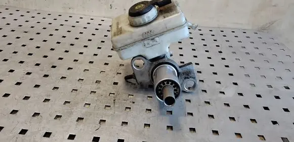 Audi Q5 SQ5 Master brake cylinder 8K0611301A