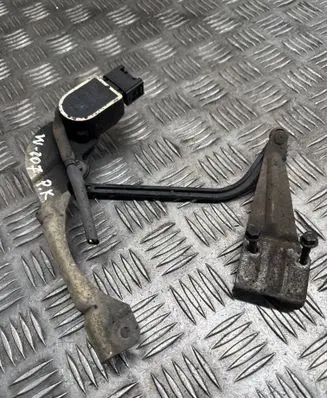 Mercedes-Benz E A207 Headlight/headlamp level sensor A0009050201 025J 091213