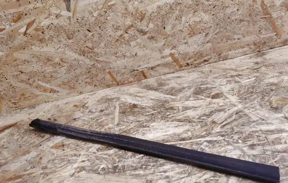Mercedes-Benz S W140 Engine compartment rubber 