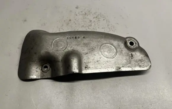 Ford Mustang VI Heat shield in engine bay BR3E9Y427LA