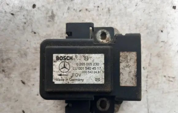 Mercedes-Benz E W210 ESP acceleration yaw rate sensor 0005422481 0265005230