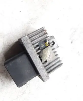 Volvo S40, V40 Glow plug pre-heat relay