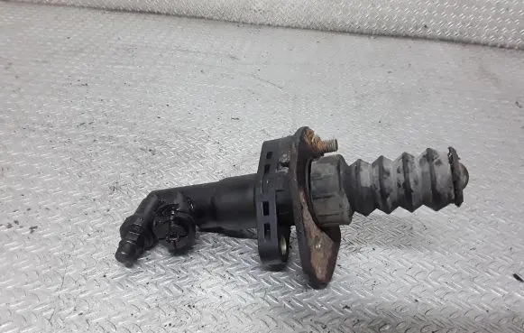 Mini One - Cooper R50 - 53 Clutch master cylinder 7509243