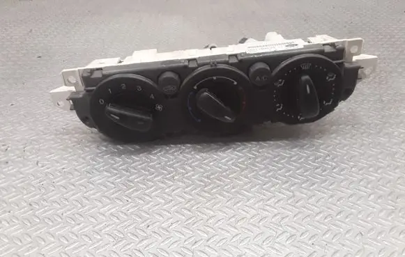Ford Focus C-MAX Climate control unit 3M5T19980AC