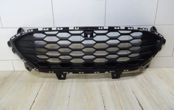 Ford Kuga III Front bumper upper radiator grill LV4B8200YDW