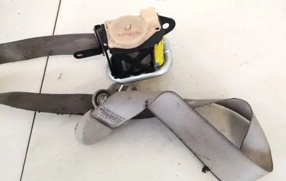 Mazda CX-7 Front seatbelt tkaf2h850 tk-af2-h850
