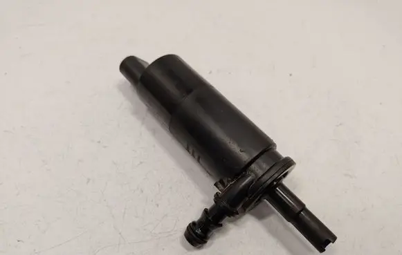 BMW X5 E53 Headlight washer pump 67126973097