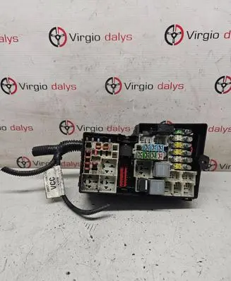 Ford Focus Fuse box set 9M5T14A067CA 5B0Q80107