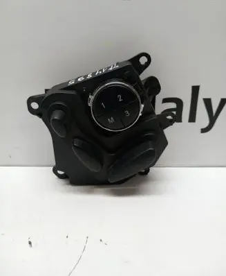 Mercedes-Benz CLS C219 Seat control switch A2118215179 2118215179