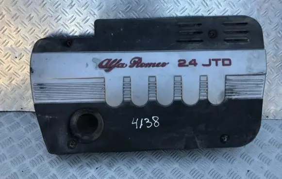 Alfa Romeo 156 Engine cover (trim)