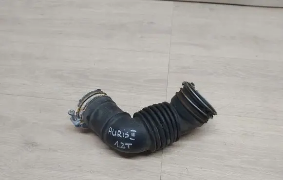 Toyota Auris E180 Intercooler hose/pipe 17881-0Y100