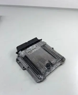 Land Rover Range Rover Velar Engine control unit/module Ky3212b684fba