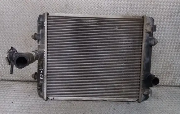 Peugeot 107 Coolant radiator CZ422173
