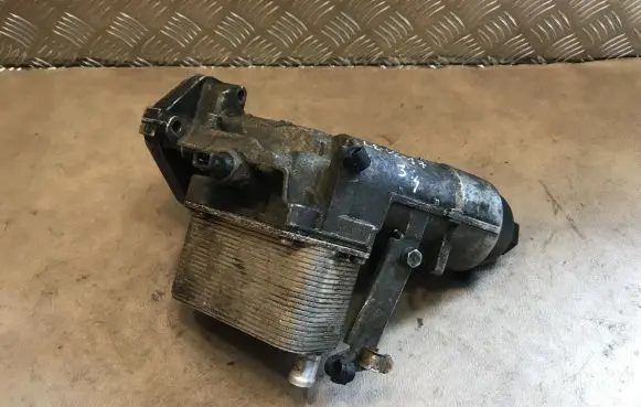 BMW X5 E53 Engine oil radiator 7788453