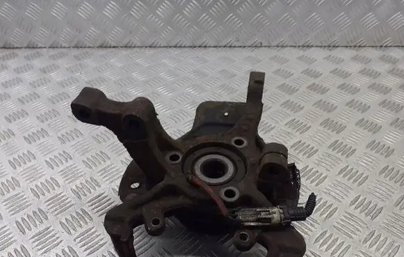 Opel Astra G Front wheel hub spindle knuckle
