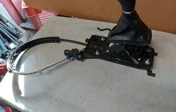 Seat Leon (5F) Gear shift rod 5Q1713025AT