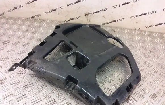 BMW 2 F22 F23 Rear bumper mounting bracket 7285533