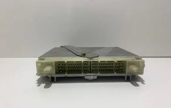 Volvo S70 V70 V70 XC Engine control unit/module 0281001592