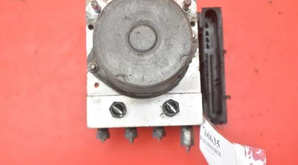 Toyota Avensis T270 ABS Pump 44540-05100