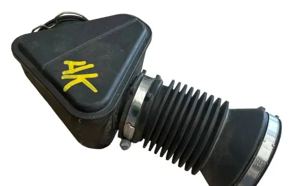 Opel Astra K Air intake duct part 39087141 LSA1577 72458504