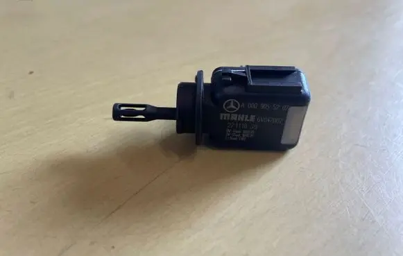 Mercedes-Benz GLE W167 Air quality sensor A0009055207