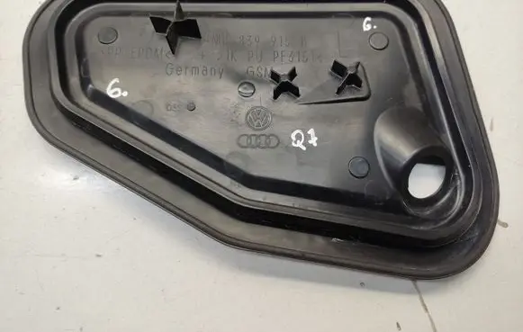 Audi Q7 4M Other rear door trim element 4M0839915B