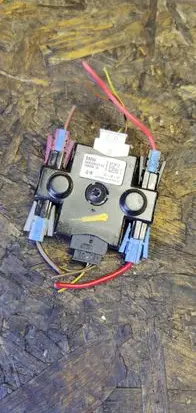BMW 3 F30 F35 F31 Antenna control unit 10859410 9229043
