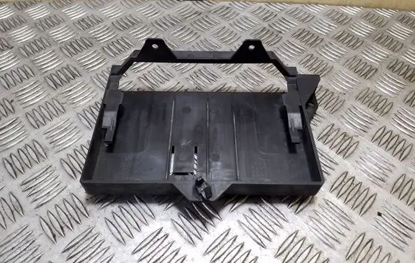 Chevrolet Captiva Other engine bay part 95169837