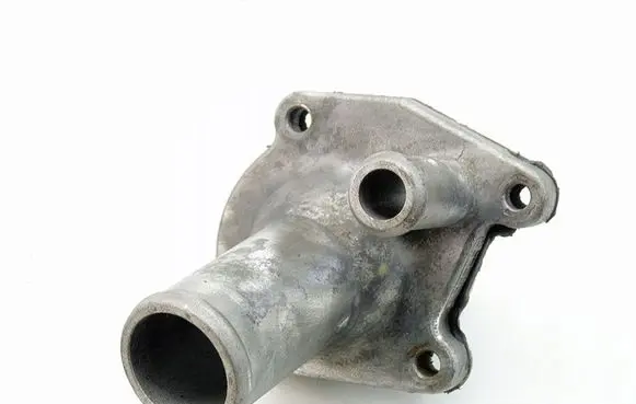 Thermostat/thermostat housing