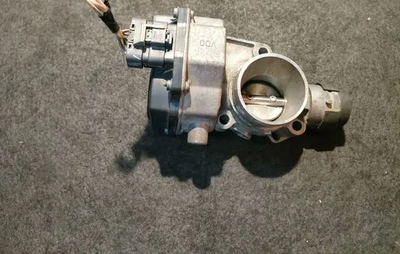 Renault Laguna II Throttle body valve 408239821002 8200243886 8200287157