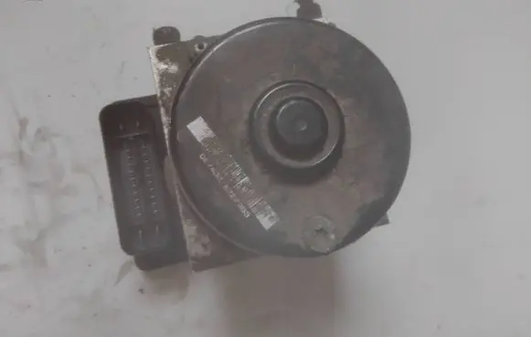 Opel Zafira B ABS Pump 13234911 10020602484