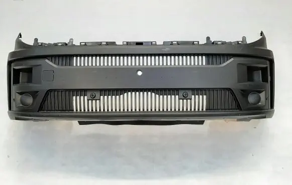 Renault Master IV Front bumper 622541366R