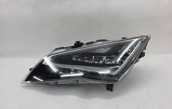 Seat Leon (5F) Headlight/headlamp 5F1941007A