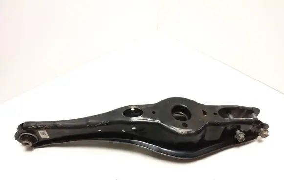 Rear upper control arm/wishbone