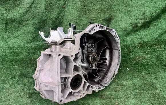 Suzuki SX4 S-Cross Manual 5 speed gearbox