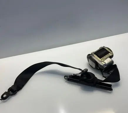 Mercedes-Benz E W211 Front seatbelt 2118600186 040418 A2118600186