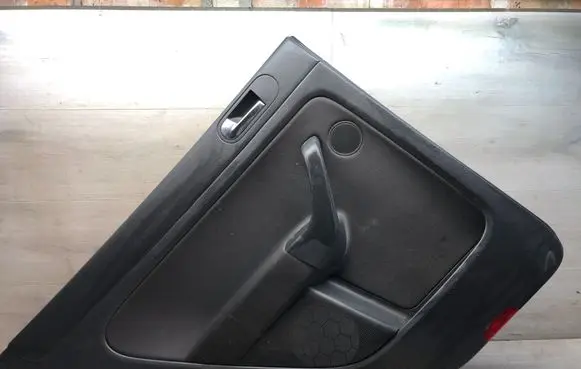 Volkswagen Golf Plus Rear door card panel trim