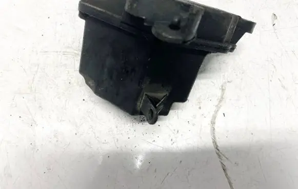 Volvo V50 Vacuum air tank 9646411180 2075