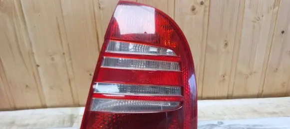 Skoda Superb B5 (3U) Rear/tail lights 3U5945112 3U5945096
