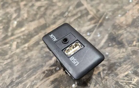 USB socket connector